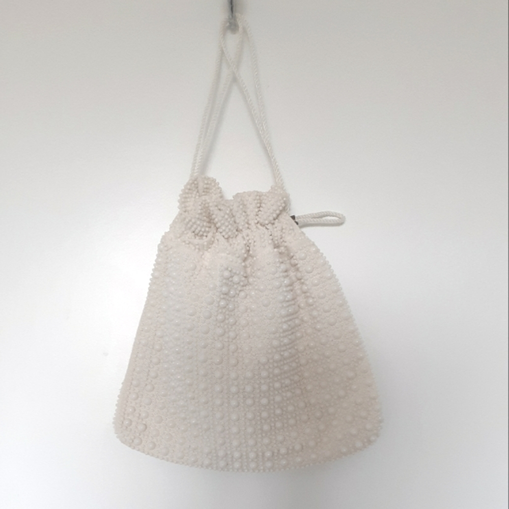 Vintage Pearl Risk Bag